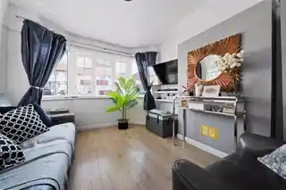 89 Lindsay Road, photo 4
