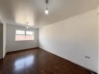 89 Scott Road, photo 3