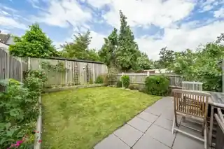 8B Melvin Road, photo 4