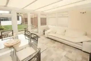9 Abbs Cross Gardens, photo 4
