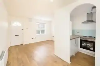 9 Abingdon Close, photo 3