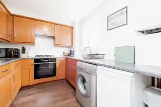 9 Albatross Close, photo 4