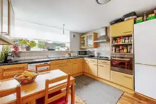 9, Alexandra Court, Lampton Road, photo 3