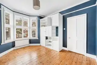 9 Altenburg Avenue, photo 2
