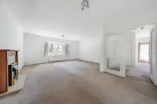 9 Barrowdene Close, photo 3