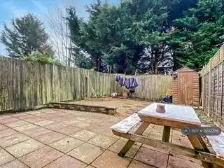 9 Bennett Close, photo 3