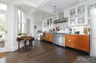 9 Braemar Avenue, photo 3