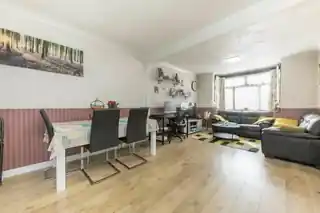 9 Cross Road, photo 3