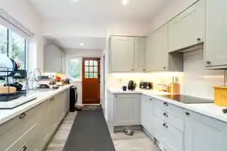 9 Cumnor Road, photo 3