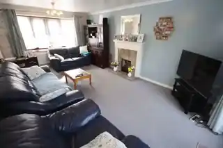 9 Darris Close, photo 2