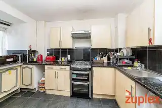 9 Denton Road, photo 3