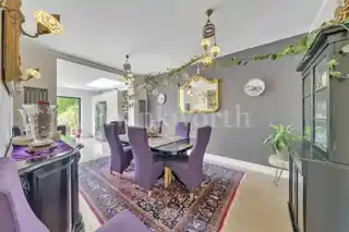 9 Dersingham Road, photo 2