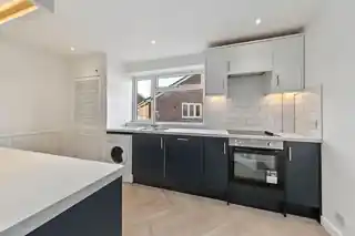 9 Dunleary Close, photo 2