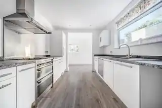 9 Durham Road, photo 3