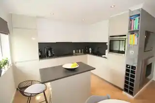 9 Foxwood Close, photo 3
