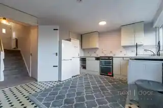 9 Fyfield Road, photo 3