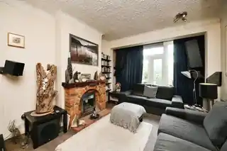 9 Gilbert Road, photo 2