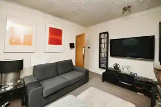 9 Gilbert Road, photo 3