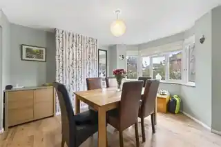 9 Green Close, photo 4