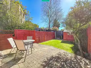 9 Green Walk, photo 2