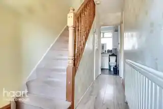 9 Harold Court Road, photo 4