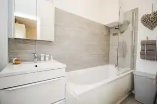 9 Henshawe Road, photo 4