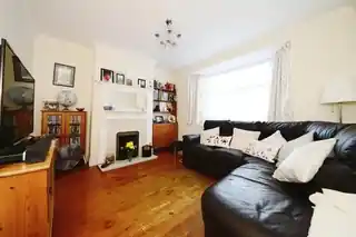 9 Leopold Road, photo 4