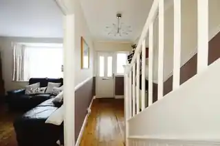 9 Leopold Road, photo 2