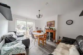 9 Masefield Avenue, photo 2