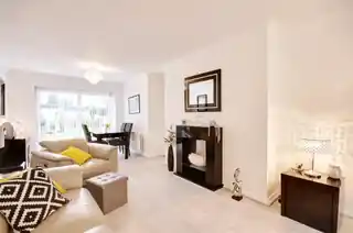 9 Morgan Way, photo 4