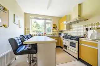 9 Myddelton Park, photo 4