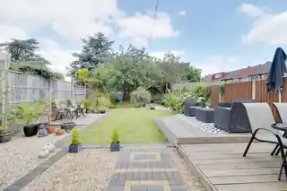 9 Mygrove Road, photo 2