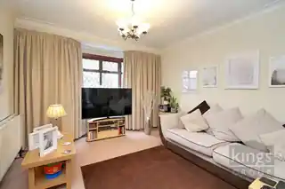 9 Nash Road, photo 2