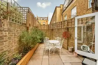 9 Ravenscourt Place, photo 3