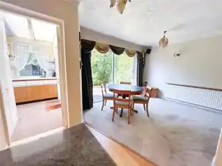 9 Riverside Road, photo 2