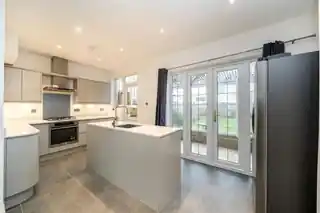 9 Sevenoaks Road, photo 2