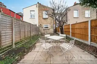 9 St Margarets Road, photo 3