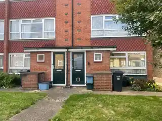9, The Coppins, Chadwell Avenue, photo 4