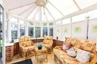 9 Watery Lane, photo 4