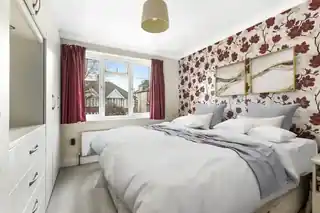 9 Woodleigh Avenue, photo 4