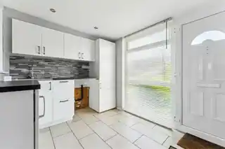 9 Wynton Gardens, photo 4