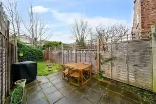 90 Albert Road, photo 3