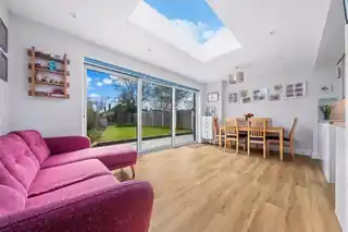 90 Grafton Road, photo 2