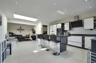 90 Somervell Road, photo 4