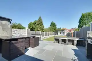 90 Somervell Road, photo 2