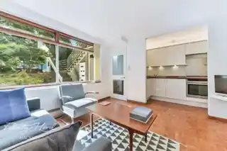 90A Gore Road, photo 4