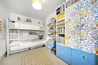 90A Jerningham Road, photo 4