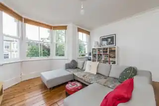 90B Drakefell Road, photo 2