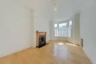 91 Broadfield Road, photo 3