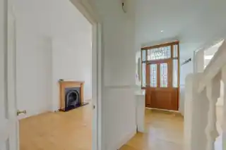 91 Broadfield Road, photo 2